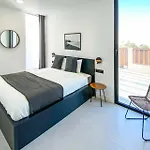 Lea Luxury Golf House