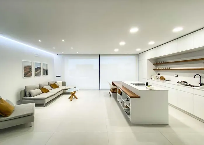 Lea Luxury Golf House *