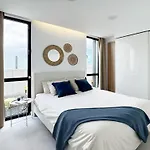 Lea Luxury Golf House