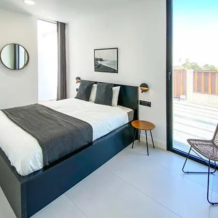 Lea Luxury Golf House